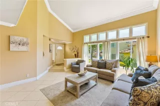 Photo #4: OC24166560 Listing 