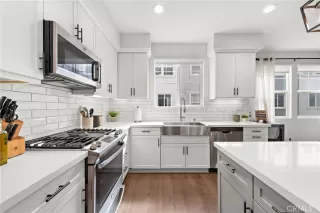 Photo #1: OC24166848 Listing 