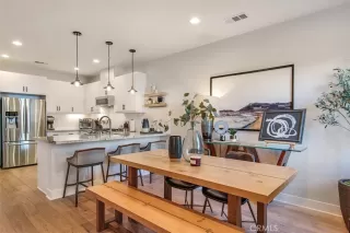 Photo #3: OC24166875 Listing 