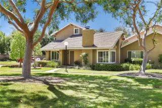 Photo #4: OC24167404 Listing