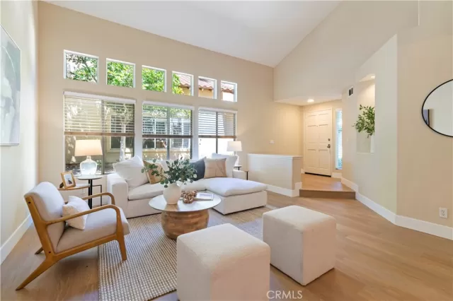 MLS: OC24167592 Condo For Sale