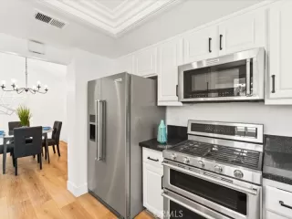 Photo #6: OC24167601 Listing 