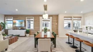 Photo #4: OC24168394 Listing 