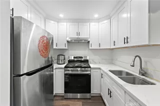 Photo #3: OC24168542 Listing