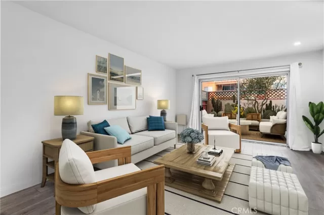 MLS: OC24169071 Condo For Sale