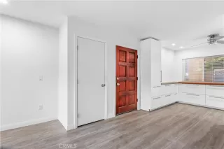 Photo #5: OC24169071 Listing 