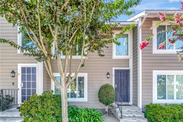 MLS: OC24169265 Condo For Sale