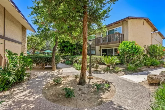 MLS: OC24169506 Condo For Sale