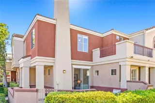 Photo #3: OC24169744 Listing