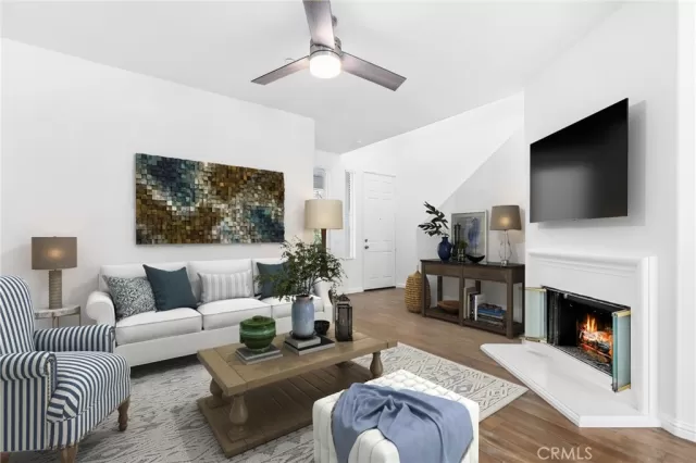 MLS: OC24170054 Condo For Sale