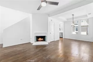 Photo #1: OC24170054 Listing 