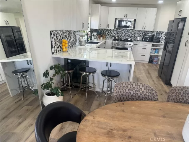 MLS: OC24170374 Condo For Sale