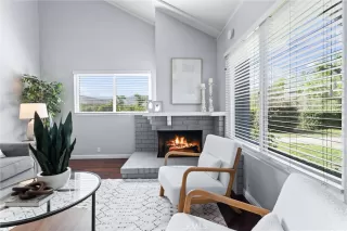 Photo #3: OC24170545 Listing 