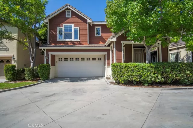 MLS: OC24170570 Condo For Sale