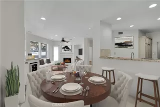 Photo #6: OC24170940 Listing 