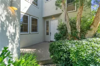 Photo #2: OC24170985 Listing