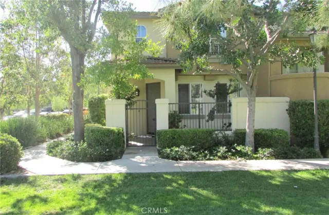 MLS: OC24171067 Condo For Sale