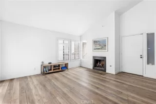 Photo #1: OC24171508 Listing 