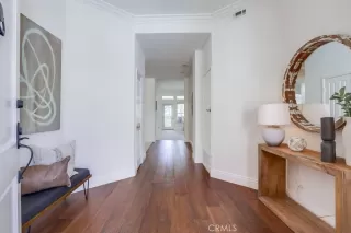 Photo #4: OC24171513 Listing