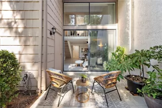 Photo #3: OC24171830 Listing 