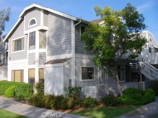 MLS: OC24172055 Condo For Sale