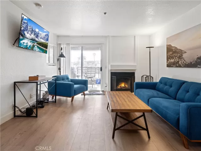 MLS: OC24172370 Condo For Sale