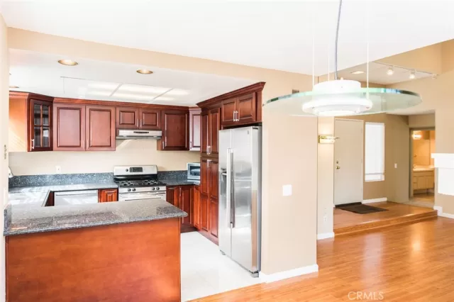 MLS: OC24172387 Condo For Sale