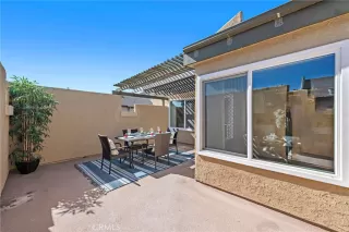 Photo #1: OC24172413 Listing 