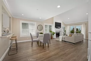 Photo #3: OC24172526 Listing 