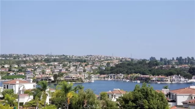 MLS: OC24172544 Condo For Sale