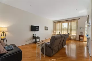 Photo #1: OC24172586 Listing 