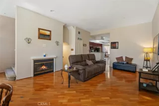 Photo #2: OC24172586 Listing 