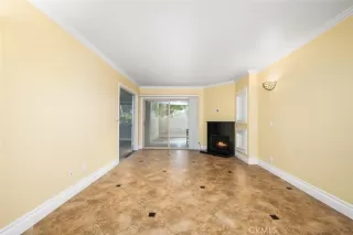 Photo #4: OC24172649 Listing 