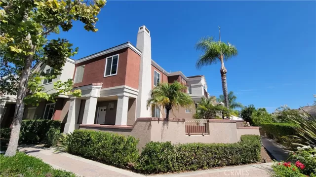 MLS: OC24172755 Condo For Sale