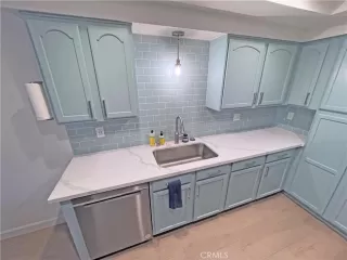 Photo #6: OC24173062 Listing 