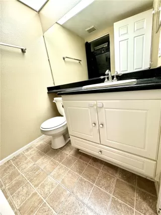 Photo #6: OC24173078 Listing 