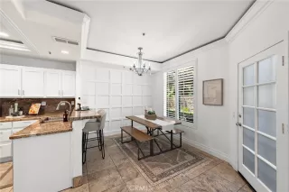 Photo #4: OC24173154 Listing