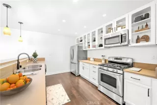 Photo #3: OC24173402 Listing 