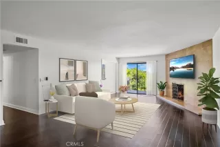 Photo #6: OC24173402 Listing 