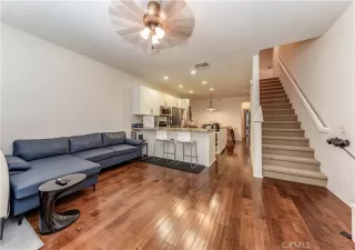 Photo #6: OC24173438 Listing 