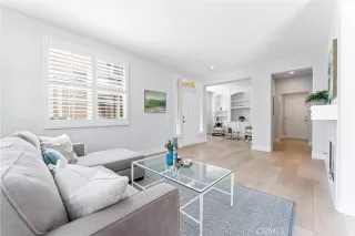 Photo #4: OC24173505 Listing 