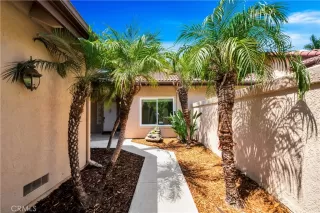 Photo #4: OC24173508 Listing