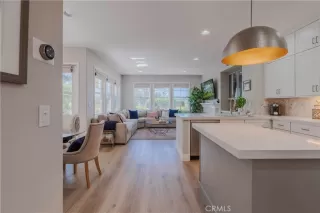 Photo #2: OC24173860 Listing 