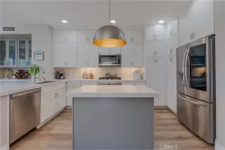 Photo #3: OC24173860 Listing 