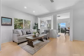 Photo #6: OC24174237 Listing 