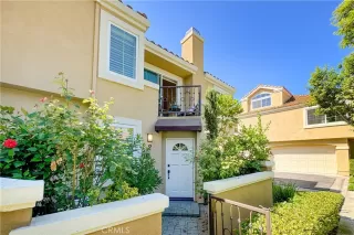 Photo #1: OC24174516 Listing