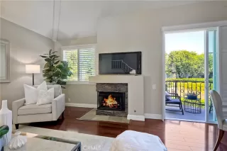 Photo #6: OC24174516 Listing