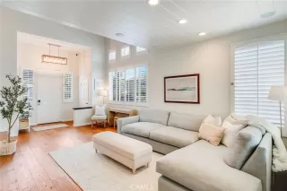 Photo #3: OC24174628 Listing 