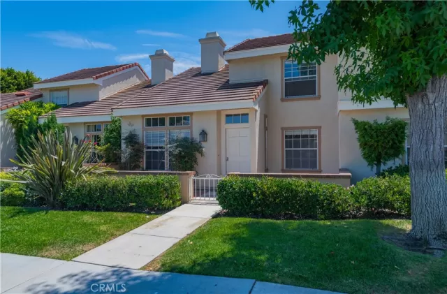 MLS: OC24175030 Condo For Sale