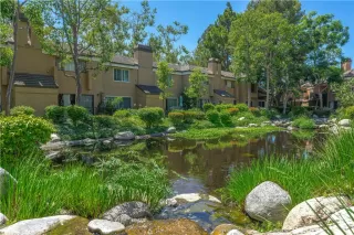 Photo #3: OC24175160 Listing 